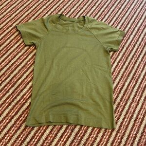 lululemon swiftly tech short sleeve shirt 2.0 hip length